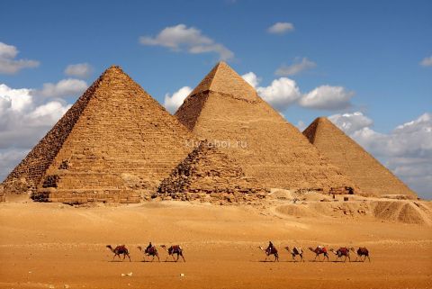 пирамида Египет пустыня